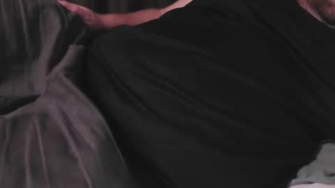 Snapshot of bear_man_oi chatting on December 15, 2024, 11:45 am bear_man_oi online show from December 15, 2024, 11:45 am