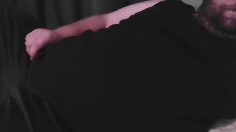 Snapshot of bear_man_oi chatting on January 4, 2025, 11:00 am bear_man_oi online show from January 4, 2025, 11:00 am