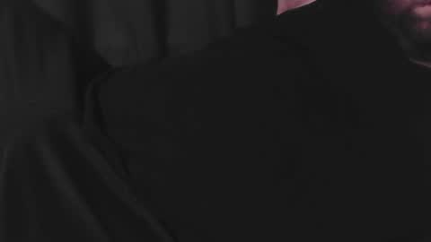 Snapshot of bear_man_oi chatting on January 24, 2025, 1:03 pm bear_man_oi online show from January 24, 2025, 1:03 pm