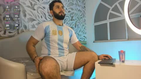 bear_mao_ online show from June 4, 2026, 11:27 am