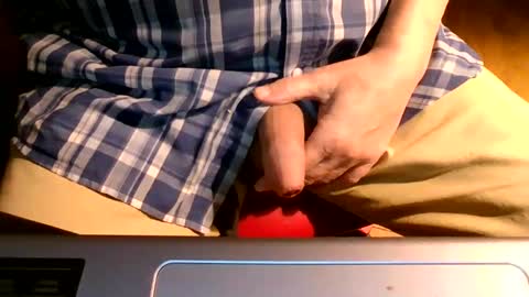 Bruno online show from December 4, 2024, 10:30 pm