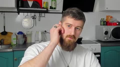 Zeus online show from March 3, 2025, 9:48 pm