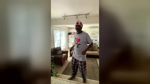 Snapshot of bearmeat4you chatting on July 24, 2026, 5:11 pm bearmeat4you online show from July 24, 2026, 5:11 pm
