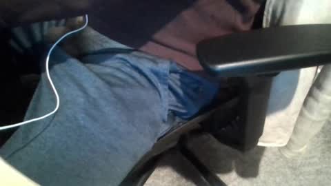 Snapshot of bearyuncut chatting on February 25, 2026, 3:32 pm bearyuncut online show from February 25, 2026, 3:32 pm