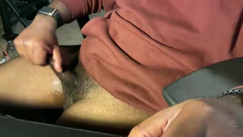 beasy2 online show from December 19, 2025, 6:48 pm