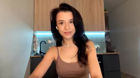 Katie online show from November 9, 2025, 6:12 am