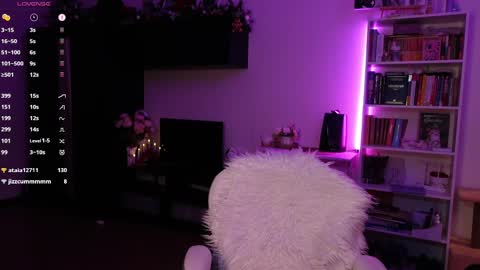 Bzzz Bea online show from March 1, 2025, 2:04 am