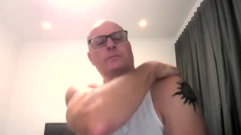 beatsboy87 online show from January 23, 2025, 1:02 pm