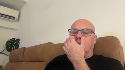 Snapshot of beatsboy87 chatting on July 31, 2026, 9:41 am beatsboy87 online show from July 31, 2026, 9:41 am