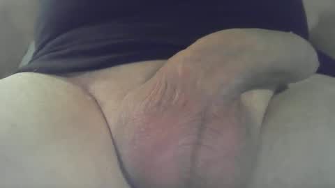 Snapshot of beautifulcock56 chatting on January 5, 2026, 10:46 pm Xander online show from January 5, 2026, 10:46 pm