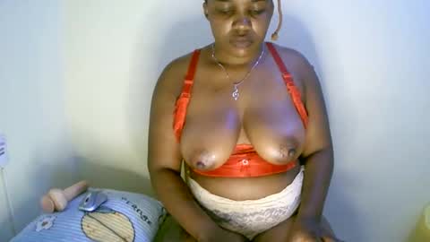 beautifulpeach2 online show from February 7, 2025, 4:37 am