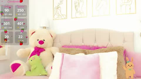 beautty_pink online show from March 17, 2026, 2:42 pm