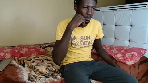 Beauty And The Beast online show from November 25, 2025, 5:51 am