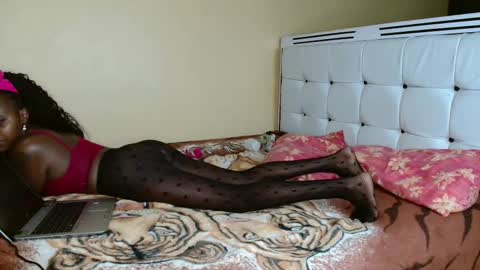 Beauty And The Beast online show from November 27, 2025, 7:32 am