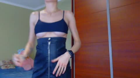 Snapshot of beauty_fruity chatting on February 16, 2025, 8:32 am Maria online show from February 16, 2025, 8:32 am