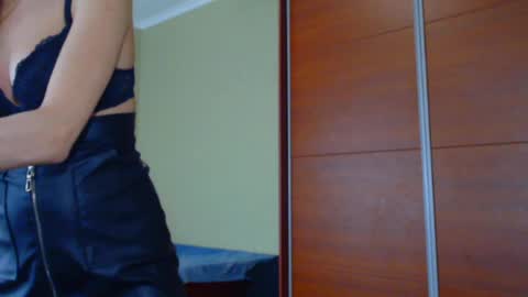 Snapshot of beauty_fruity chatting on February 24, 2025, 12:26 pm Maria online show from February 24, 2025, 12:26 pm