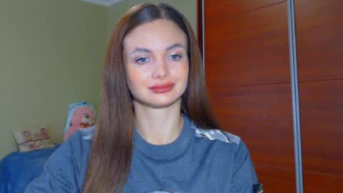 Snapshot of beauty_fruity chatting on March 9, 2025, 8:51 am Maria online show from March 9, 2025, 8:51 am