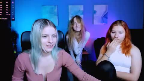 beauty_ginger online show from November 21, 2025, 9:52 am