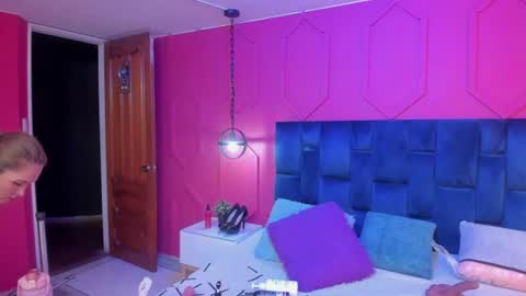 Chantall online show from July 5, 2026, 12:23 pm