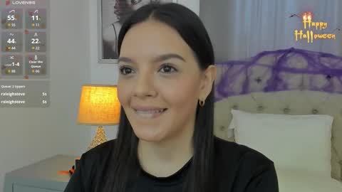 Ariana Reyes online show from October 14, 2025, 12:28 pm