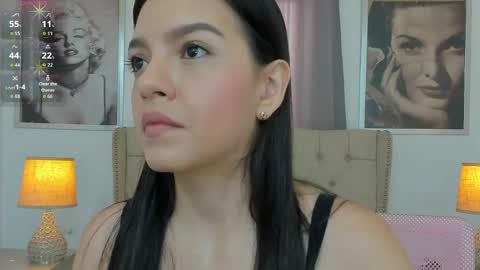 Ariana Reyes online show from April 21, 2026, 12:33 pm