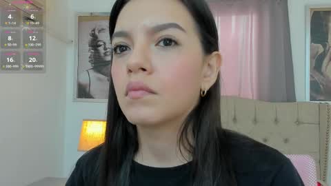 Snapshot of beautyari_ chatting on April 28, 2026, 12:21 pm Ariana Reyes online show from April 28, 2026, 12:21 pm
