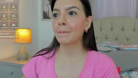 Snapshot of beautyari_ chatting on May 4, 2026, 12:45 pm Ariana Reyes online show from May 4, 2026, 12:45 pm