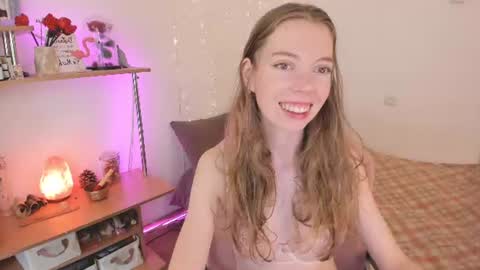 Eliise online show from July 27, 2026, 8:10 am