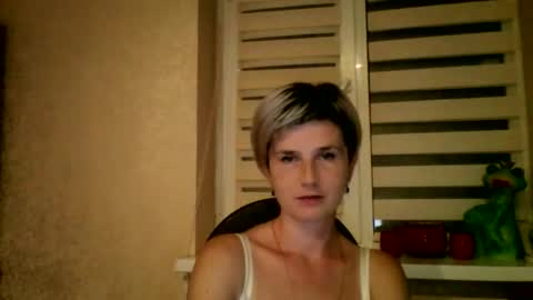 BeautyKsenia online show from September 24, 2025, 6:44 pm
