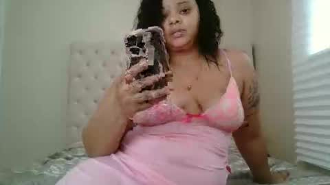 Snapshot of beautyloves chatting on November 19, 2025, 4:51 pm Beauty online show from November 19, 2025, 4:51 pm