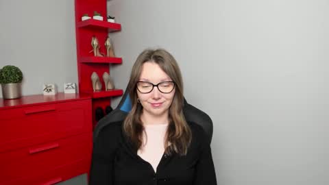 Zoe online show from October 7, 2025, 5:37 am