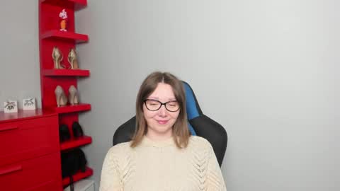 Zoe online show from April 22, 2026, 5:43 am