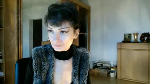 Raluca online show from November 29, 2025, 2:20 pm