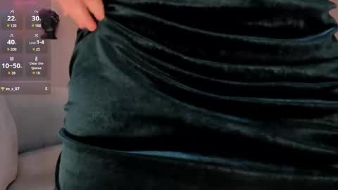 Snapshot of beccabaxter chatting on March 3, 2025, 10:42 pm Am Becca online show from March 3, 2025, 10:42 pm