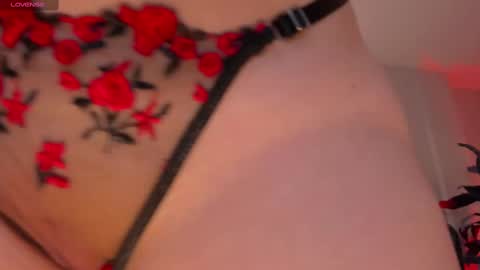 Snapshot of beccabaxter chatting on September 18, 2025, 7:38 pm Am Becca online show from September 18, 2025, 7:38 pm