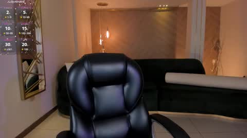 Snapshot of beccabaxter chatting on September 23, 2025, 7:50 pm Am Becca online show from September 23, 2025, 7:50 pm