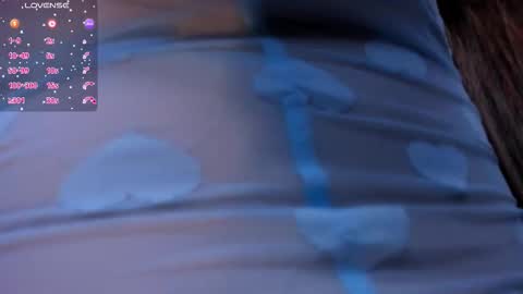 Snapshot of beccabaxter chatting on October 14, 2025, 6:42 pm Am Becca online show from October 14, 2025, 6:42 pm