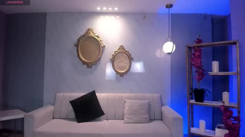 Snapshot of beccabaxter chatting on October 31, 2025, 11:55 am Am Becca online show from October 31, 2025, 11:55 am