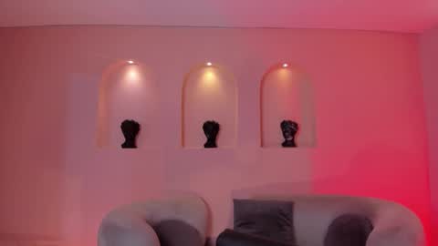 Snapshot of beccabaxter chatting on November 20, 2025, 6:51 pm Am Becca online show from November 20, 2025, 6:51 pm