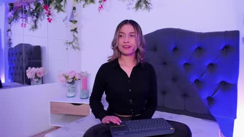 beccamilanni online show from January 30, 2025, 1:10 pm