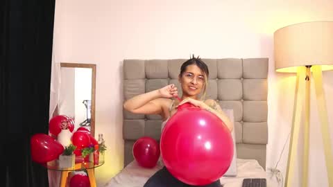 beccamilanni online show from February 19, 2025, 7:16 pm