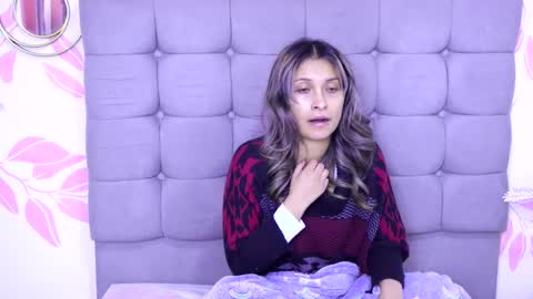 beccamilanni online show from November 13, 2025, 12:48 pm