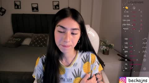 Marzhie online show from February 18, 2025, 9:09 pm