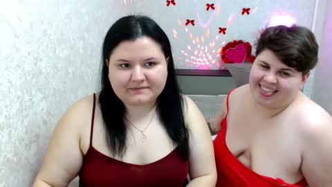 BeckyAndEllen online show from January 5, 2025, 4:06 pm