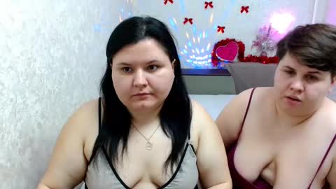 BeckyAndEllen online show from January 6, 2025, 7:24 pm