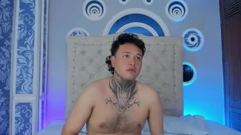 beele_and_evie online show from March 26, 2026, 12:00 pm