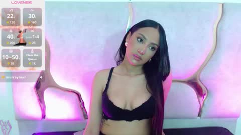 BELLA online show from September 19, 2025, 2:29 pm