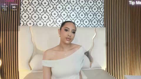 BELLA online show from October 23, 2025, 1:21 pm