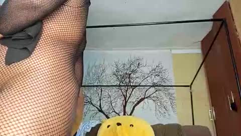 beencee2 online show from February 7, 2026, 4:05 am