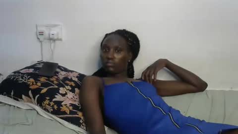 beib_love online show from December 15, 2024, 7:42 pm